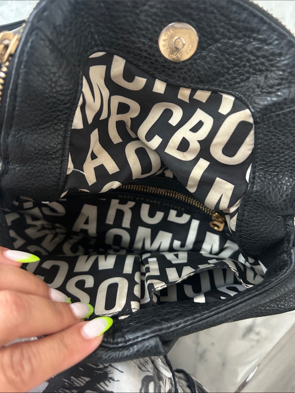Marc By Marc Jacobs MINI Black Pebbled Leather Crossbody with Gold Hardware - Picture 5 of 12